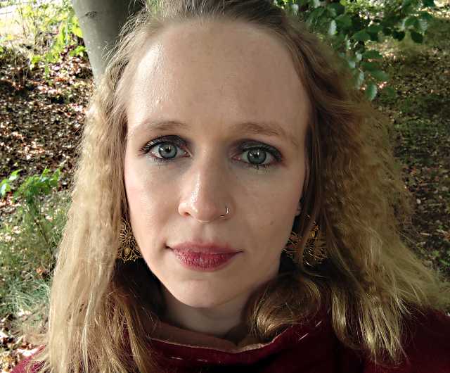 Porträtfoto von Janine Pade